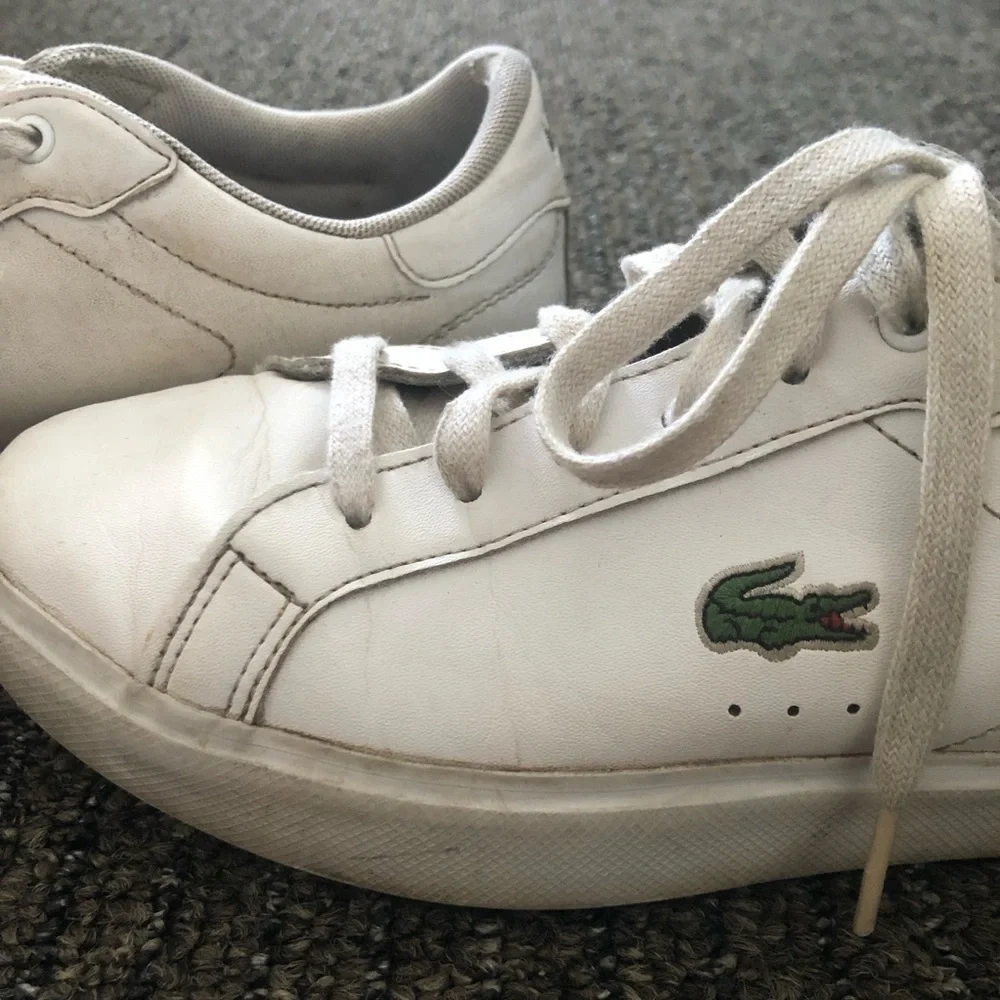 Lacoste Kids' White Sneakers Size 4 Euro 35.5 - Picture 7 of 12
